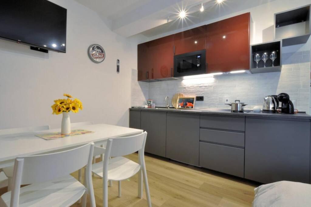 Special 10 - Comfort And Style In The Heart Of Historic Turin Center Turim Exterior foto